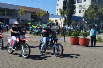 Foto - Caminhada Cívica em homenagem à Patria e aos 55 anos de Anta Gorda