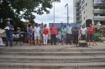 Foto - Festa em honra aos Santos Reis