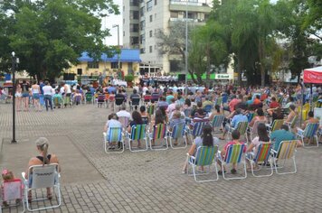 Foto - Festa em honra aos Santos Reis