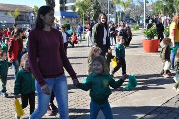 Foto - Caminhada Cívica em homenagem à Patria e aos 55 anos de Anta Gorda