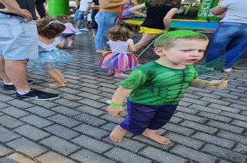 Foto - Carnaval Infantil ocorreu neste domingo