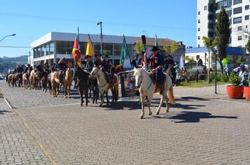 Foto - Caminhada Cívica em homenagem à Patria e aos 55 anos de Anta Gorda