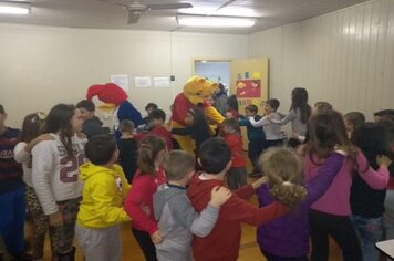 Foto - Férias Escolares na Biblioteca 