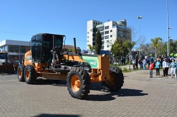 Foto - Caminhada Cívica em homenagem à Patria e aos 55 anos de Anta Gorda