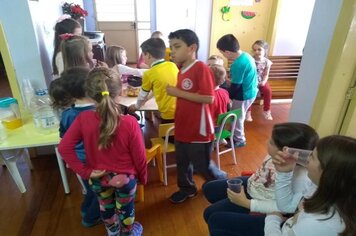 Foto - Férias Escolares na Biblioteca 