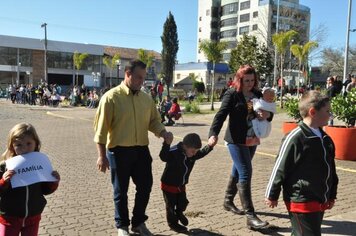 Foto - Caminhada Cívica em homenagem à Patria e aos 55 anos de Anta Gorda
