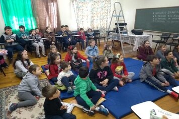 Foto - Férias Escolares na Biblioteca 