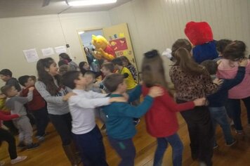 Foto - Férias Escolares na Biblioteca 