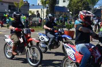 Foto - Caminhada Cívica em homenagem à Patria e aos 55 anos de Anta Gorda