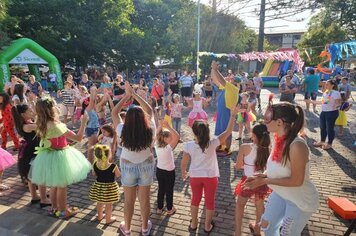 Foto - Carnaval Infantil ocorreu neste domingo