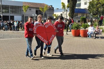 Foto - Caminhada Cívica em homenagem à Patria e aos 55 anos de Anta Gorda