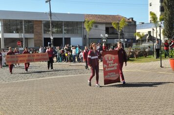 Foto - Caminhada Cívica em homenagem à Patria e aos 55 anos de Anta Gorda