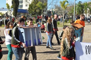Foto - Caminhada Cívica em homenagem à Patria e aos 55 anos de Anta Gorda