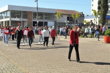 Foto - Caminhada Cívica em homenagem à Patria e aos 55 anos de Anta Gorda