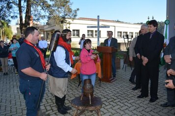 Foto - Caminhada Cívica em homenagem à Patria e aos 55 anos de Anta Gorda