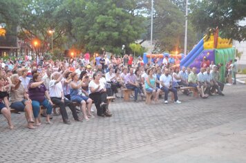Foto - Festa em honra aos Santos Reis