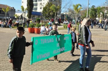 Foto - Caminhada Cívica em homenagem à Patria e aos 55 anos de Anta Gorda