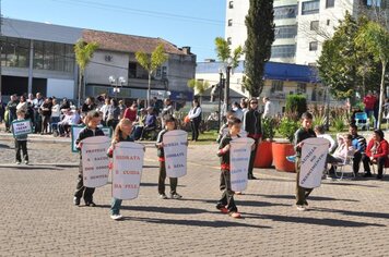 Foto - Caminhada Cívica em homenagem à Patria e aos 55 anos de Anta Gorda