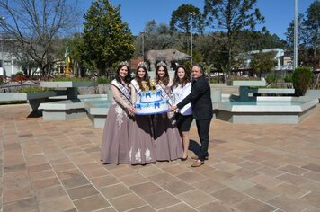 Foto - Caminhada Cívica em homenagem à Patria e aos 55 anos de Anta Gorda