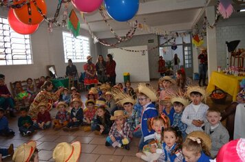 Foto - 1ª Quermesse Beneficente da Biblioteca Pública Cecília Meireles