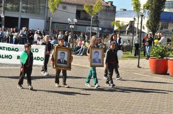 Foto - Caminhada Cívica em homenagem à Patria e aos 55 anos de Anta Gorda