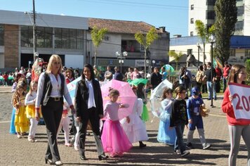Foto - Caminhada Cívica em homenagem à Patria e aos 55 anos de Anta Gorda