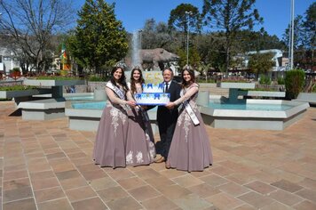 Foto - Caminhada Cívica em homenagem à Patria e aos 55 anos de Anta Gorda