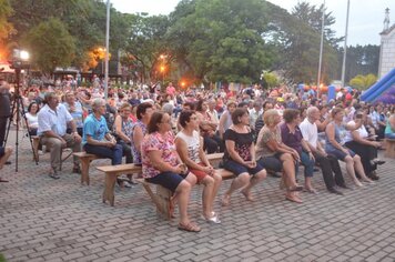 Foto - Festa em honra aos Santos Reis