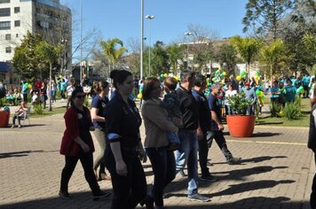 Foto - Caminhada Cívica em homenagem à Patria e aos 55 anos de Anta Gorda