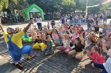 Foto - Carnaval Infantil ocorreu neste domingo