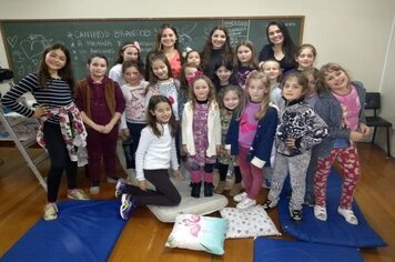 Foto - Férias Escolares na Biblioteca 