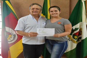 Entrega Oficial da Premiação do 4º Sorteio da Compra Premiada 2018