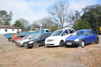 Anta Gorda leiloa veículos, equipamentos rodoviários e de informática e outros utensílios