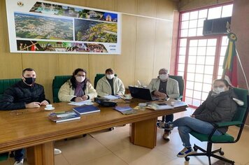 Turismóloga da AMTURVALES visita Anta Gorda 