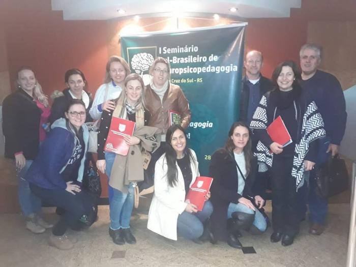 Professores do município participam do I Seminário Sul-Brasileiro de Neuropsicopedagogia.