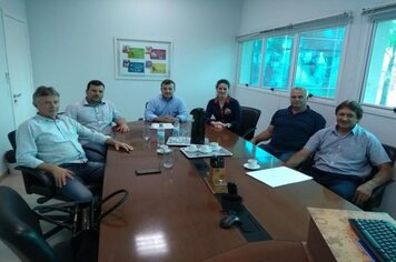 Madalena e comitiva da FestLeite realizam roteiro em busca de patrocínios