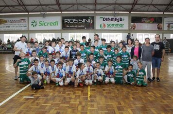 Amistoso entre escolinhas incentiva esporte