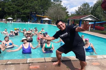 Verão com diversão leva idosos para Taquari