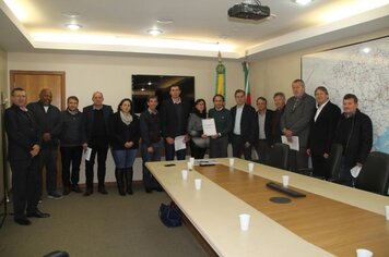 Lideranças participam de audiência sobre a RS332