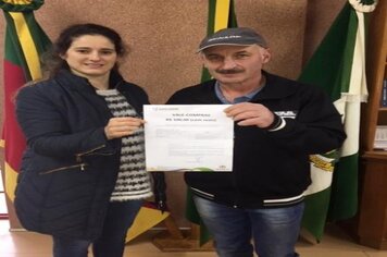 Ocorre mais uma entrega de premiação do Sorteio da Nota Fiscal Gaúcha 2019