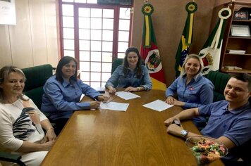 Administração e Hospital firmam convênio de emenda conquistada pela vereadora Maristela Dametto