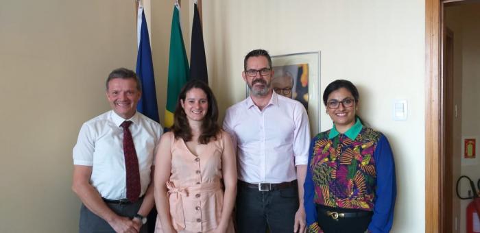 Madalena realiza visita nos consulados da Alemanha e Espanha