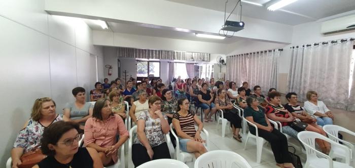 Reunião com Clube de Mães planeja ações para o ano