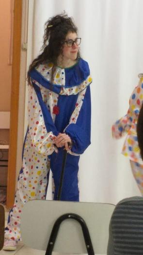 A arte de atuar e impactar por meio do teatro