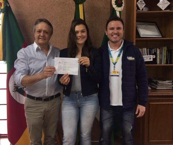 Entrega Oficial da Premiação do 2º Sorteio da Compra Premiada 2019.